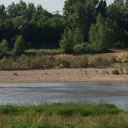 Gites De Loire Mosnes Room photo
